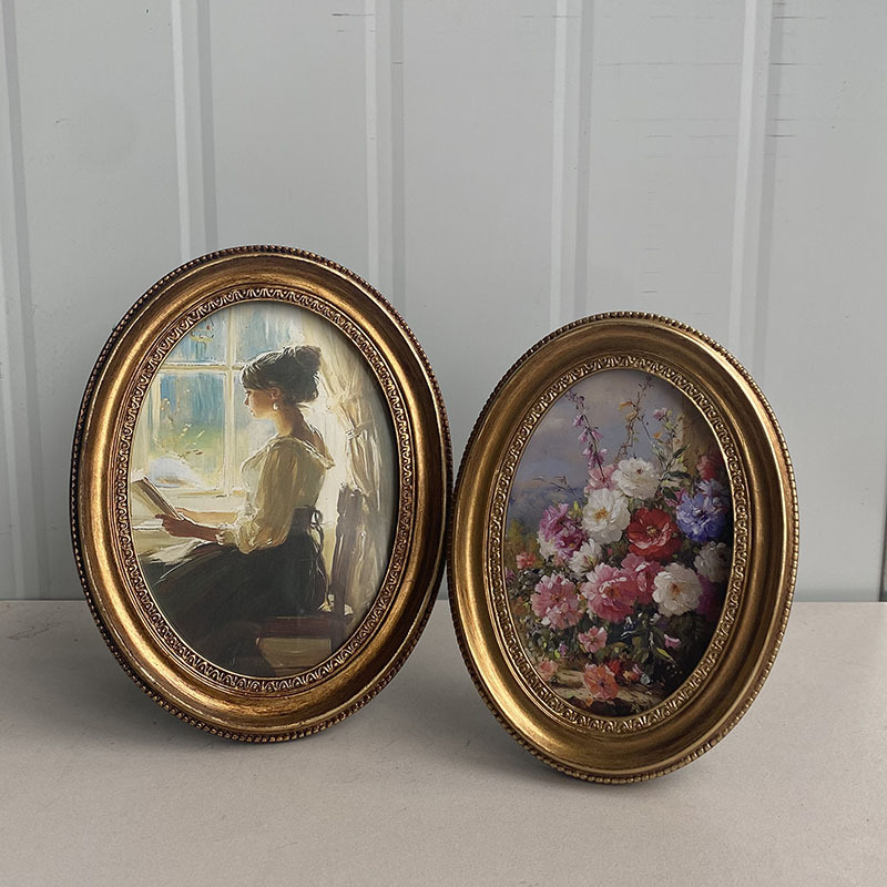 Resin Art Gallery - Vintage European Relief Golden Photo Frame
